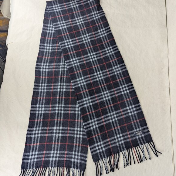 Burberry Unisex Winter Scarf Blue – 100% Lambswool Check – Used – Stylish Wrap. - Picture 2 of 8